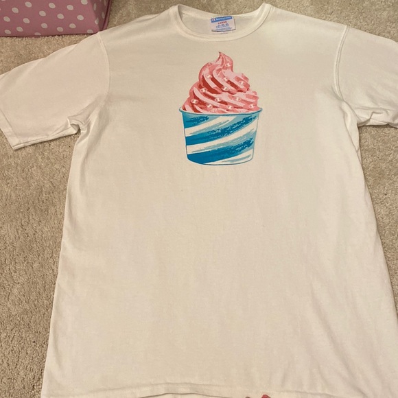 Champion Other - NWOT Mens Champion Teeshirt